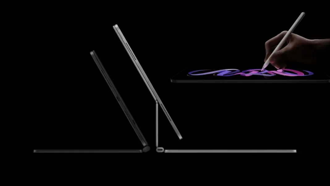 iPad Pro M5 in space black with Magic Keyboard